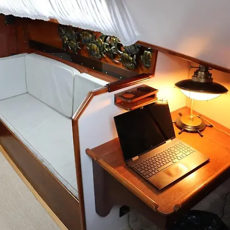 Sailboat Anand Πλωτό κατάλυμα