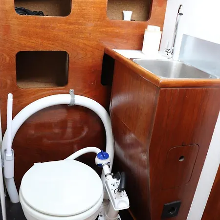 Hotel en barco Sailboat Anand *