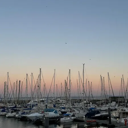 Sailboat Anand Hotel en barco Lisboa